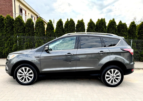 Ford Escape cena 63900 przebieg: 142350, rok produkcji 2017 z Mońki małe 137